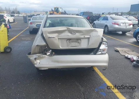 2000 Mazda Protege Dx/Lx z USA, uszkodzony, nr VIN JM1BJ2221Y0248219